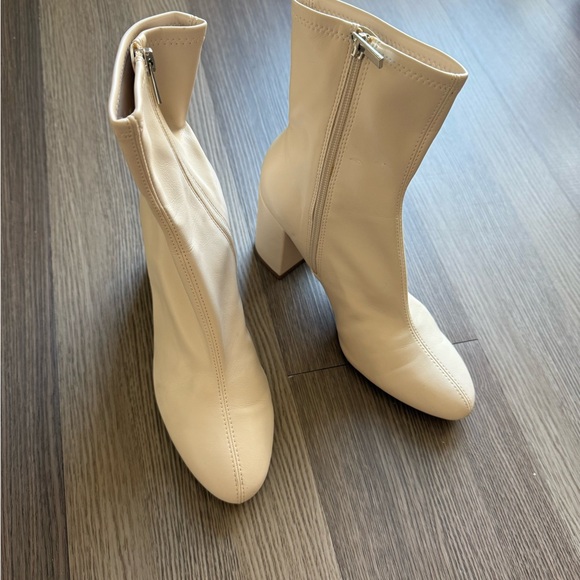 BERSHKA ankle boots - Picture 1 of 5